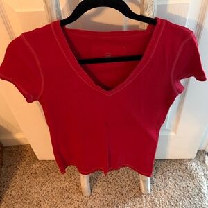 GAP Red V-Neck Short Sleeve Tee